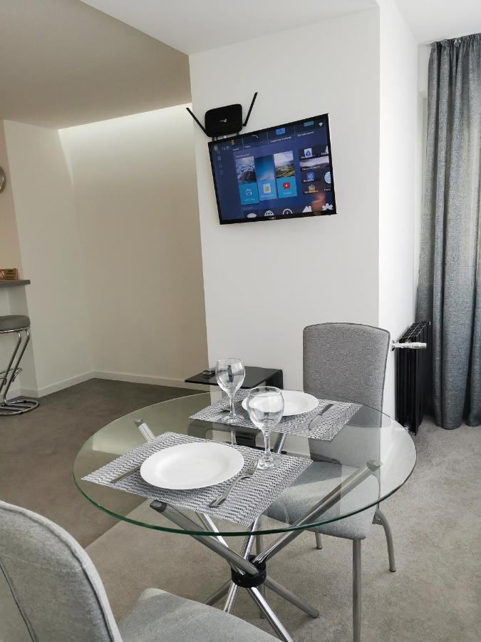 Stylish Riverside Apartments In Riviera Complex Миколаїв Екстер'єр фото